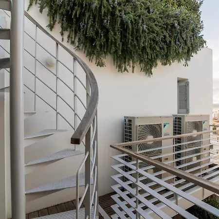Plaka With Epic Acropolis Views *