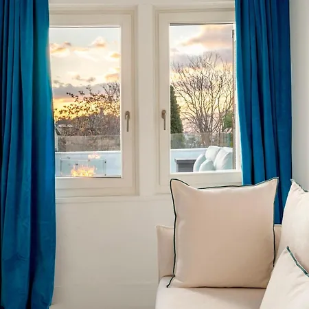 Plaka With Epic Acropolis Views * Atena